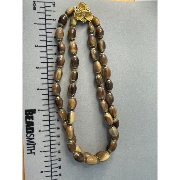 Vintage Vogue Necklace Clip On Earring Set Gold Tone Beaded Beachy Coastal - Picture 7 of 10